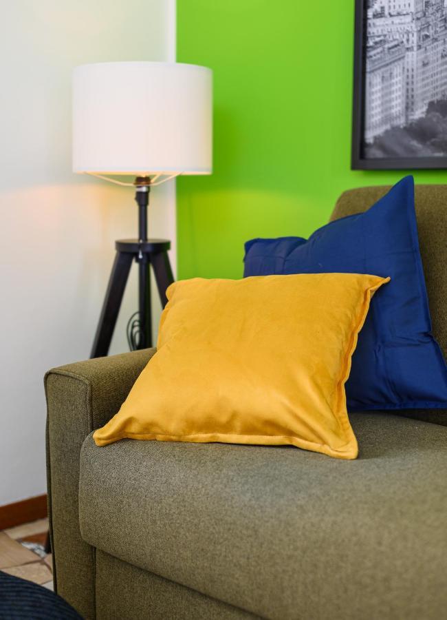 Ennio 8 - Bilocale Cool Apartment Milan Luaran gambar