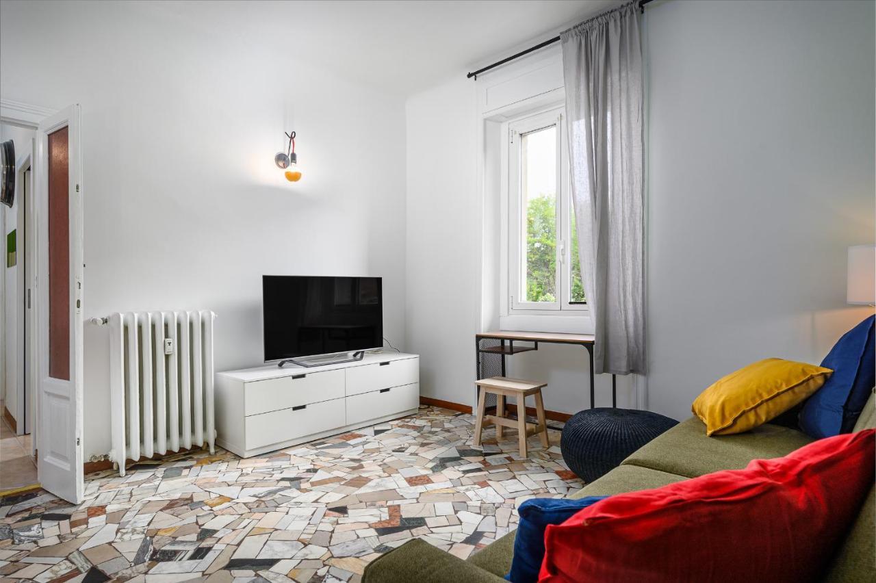 Ennio 8 - Bilocale Cool Apartment Milan Luaran gambar